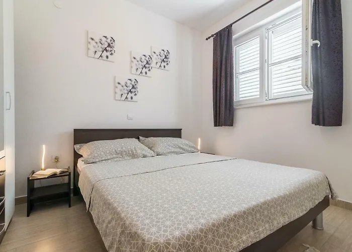 Jelic Апартаменты Виньерац